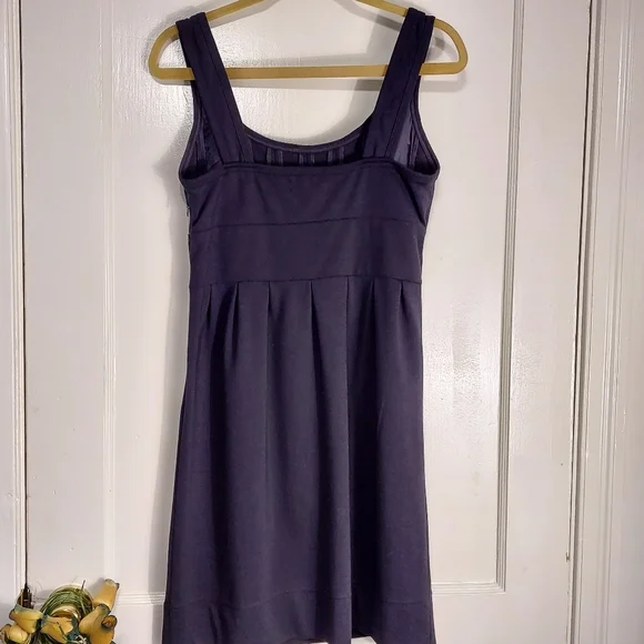 Banana Republic Halter/Tank Skater Styled Dress in Black Stretch Fabric size 8 - Picture 5 of 12